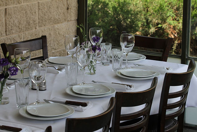 אירוע קטן במסעדה-קויאה קיסריה |מסעדות לאירועים קטנים בשרון
