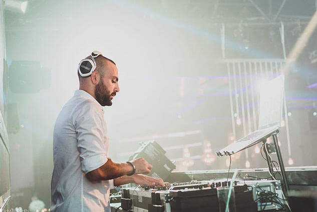 די גיי לבר מצווה בירושלים והסביבה-די גיי נאור ממן | מבצע תקליטן לבר מצווה בירושלים