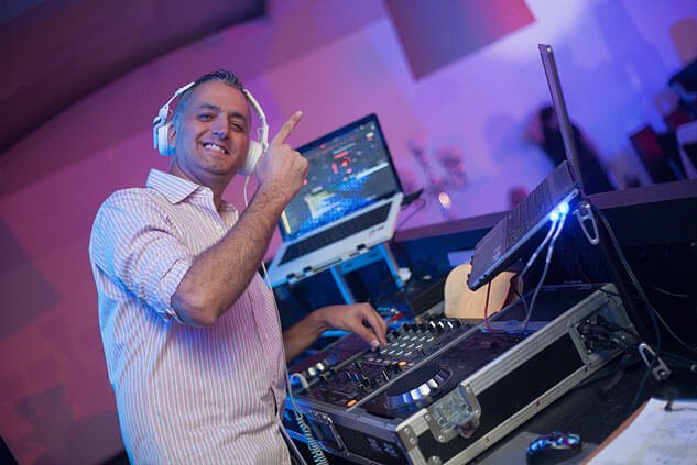 די גיי לחתונה - ניסים שגב | די גיי לחתונה מומלץ במרכז